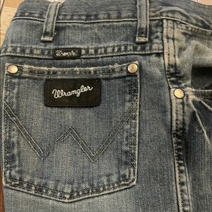 Wrangler Men's Slim Straight Jeans - Faded Blue Denim